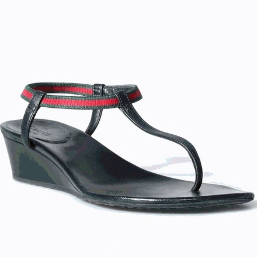 Gucci Areia Thong Sandals